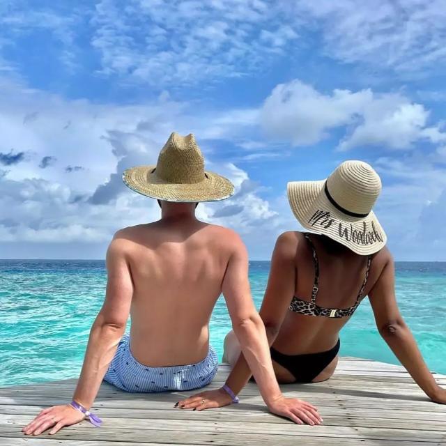 Mesh travels 😎 Whatsapp Group Invite Link 2023