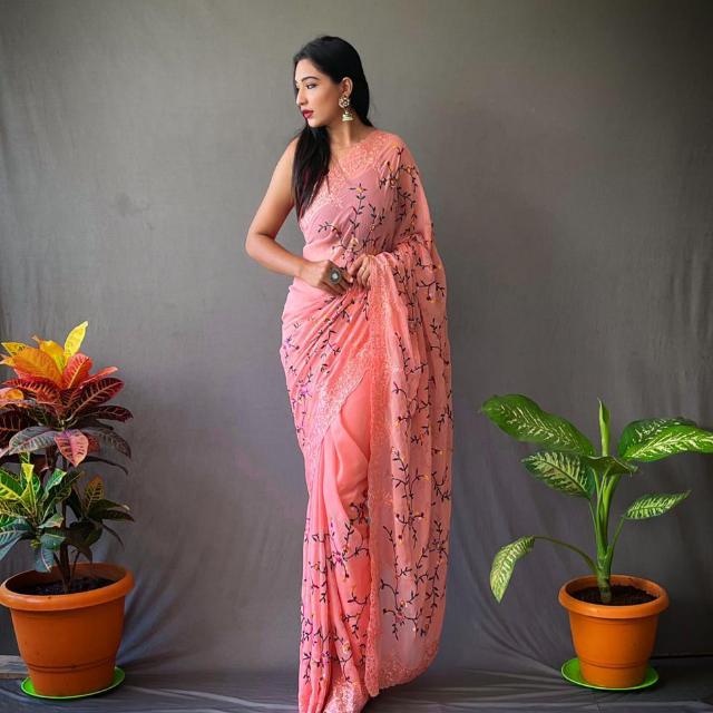 Saree Collection grp 2  Whatsapp Group Invite Link 2023