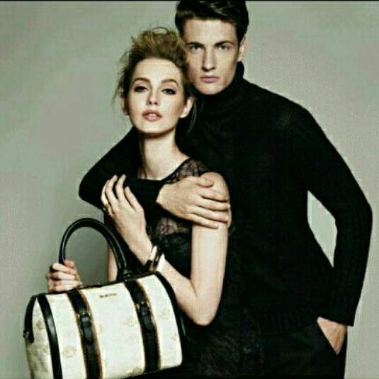 Look Stylish4🧥👕👔💼👞👓🕶👟👝👜👗  Whatsapp Group Invite Link 2023