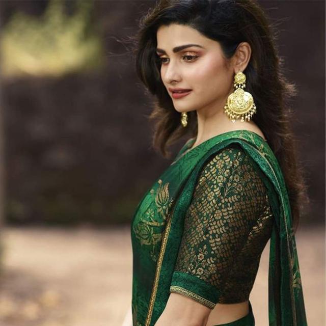 Designer saree collection Whatsapp Group Invite Link 2023