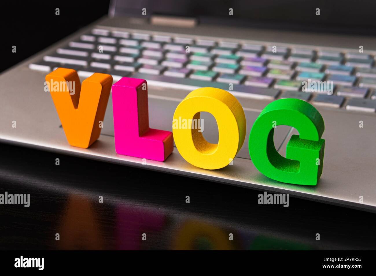 Vlogs WhatsApp Group Link Join 2023